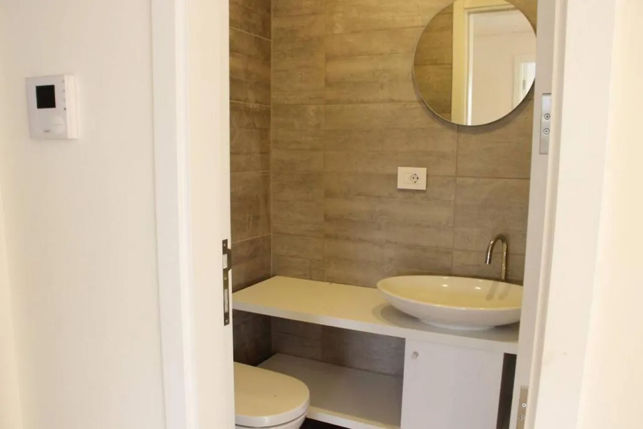 Modern 3 Bed 3 Bath Apt W Sea View Beirut